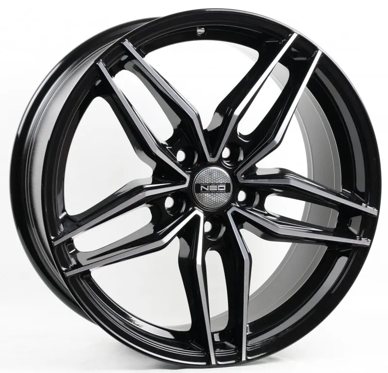 Диск Литой NEO мод.882 D18*8 PCD 5*114.3 ET45 DIA67.1  BD  